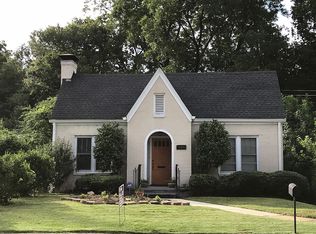 520 Ridgewood Ave, Gainesville, GA 30501