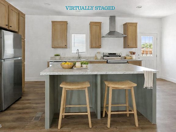 3rd image of 55 W Hawaii Rd