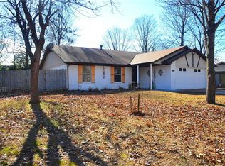 203 Eames Ave, Springdale, AR 72764