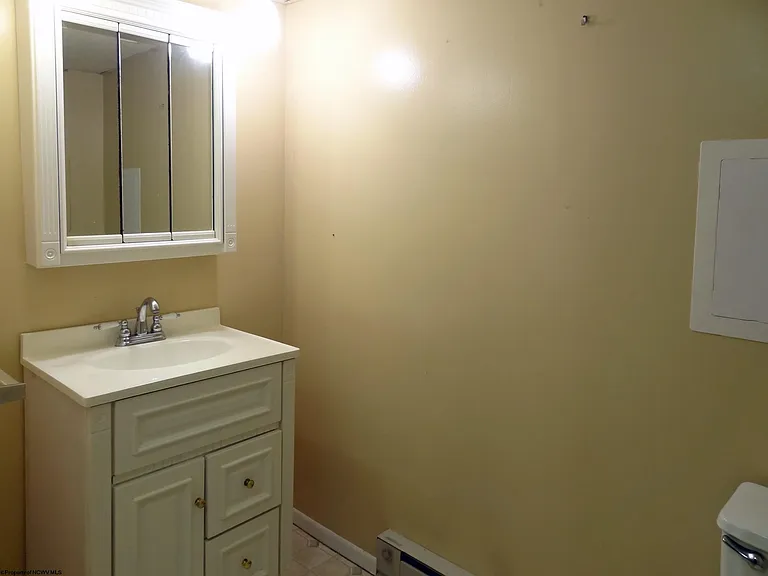 836 Fairmont Rd — Photo 22