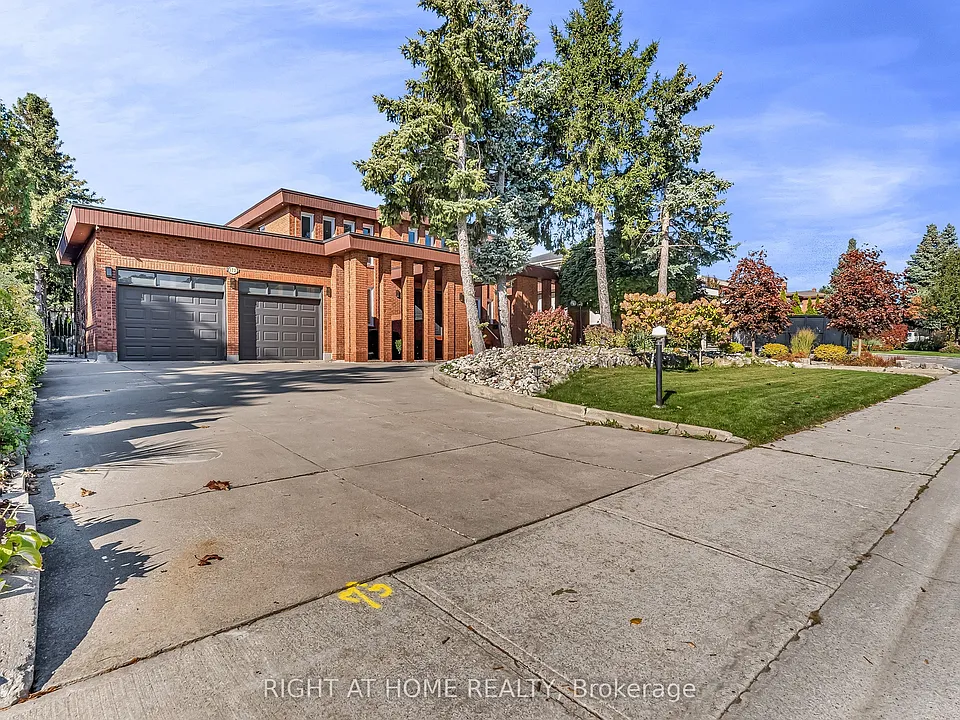 373 Firglen Rdg #LOWER LEVEL