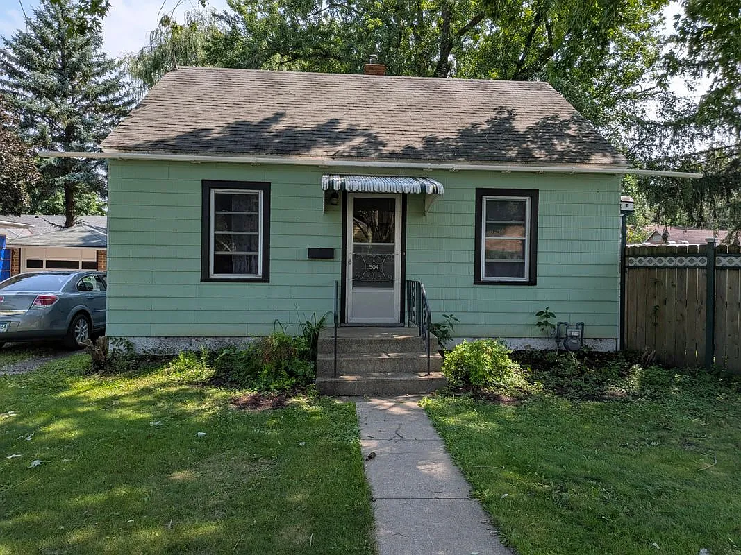 2 bed, 1.0 bath, 1240 sqft, $1,550 — Photo 3