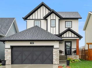 113 E Amery Cres, Crossfield, AB T0M 0S0