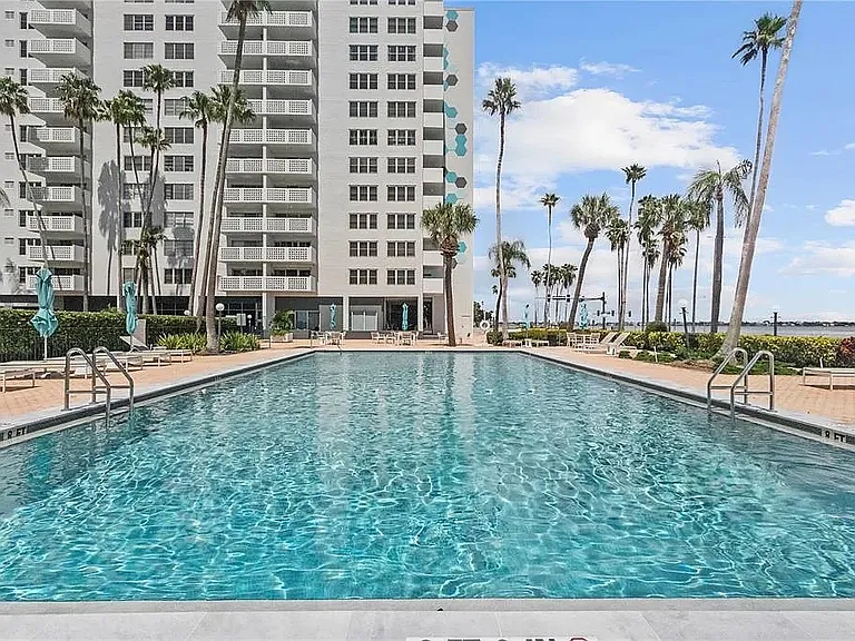 2401 Bayshore Blvd #205 — Photo 22