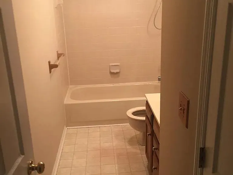 104 Township Ct — Photo 18
