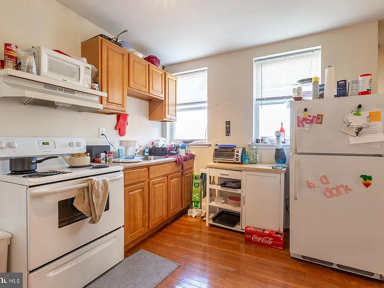 2136 S 15th St #3F — Photo 1