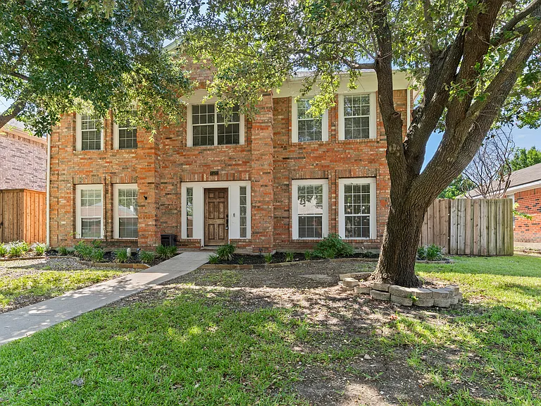 2522 Primrose Ln — Photo 35