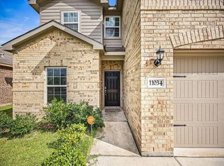 11034 Hillside Creek Dr, Humble, TX 77396