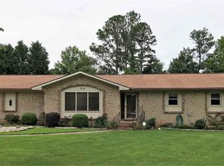 214 Wesleyan Ct, Warner Robins, GA 31093