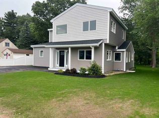 13 Raven St, Nashua, NH 03060