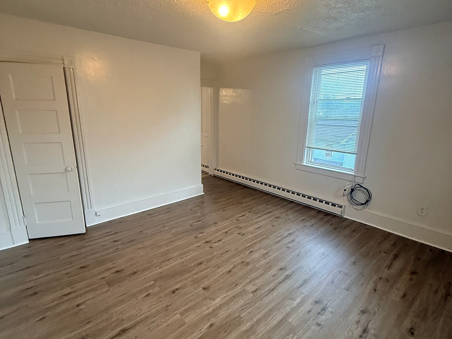 1 bed, 800 sqft, $1,100 — Photo 3