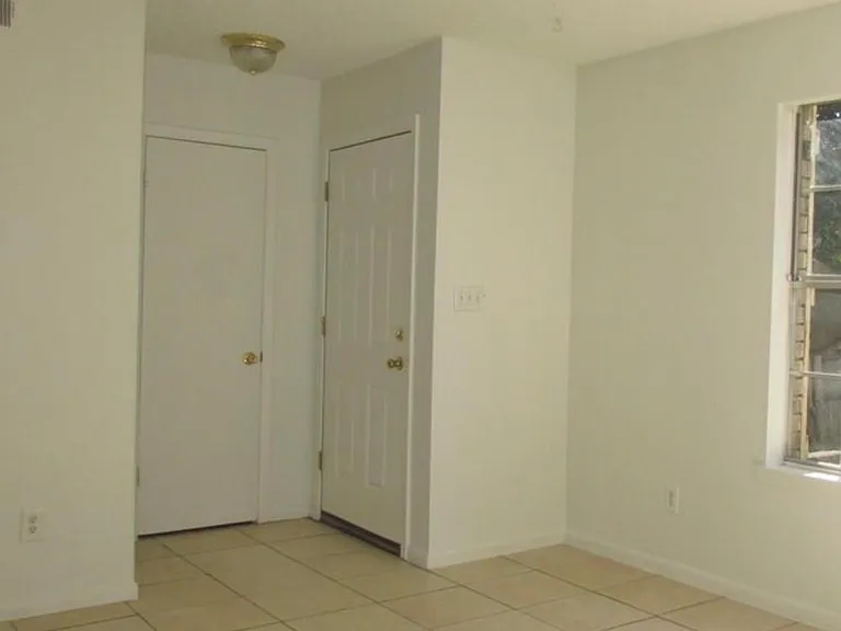 718 N Fairfield Dr — Photo 13