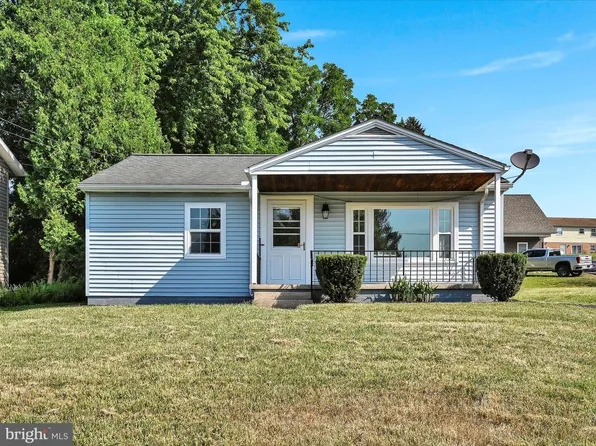 181 W Charlotte St, Millersville, PA 17551