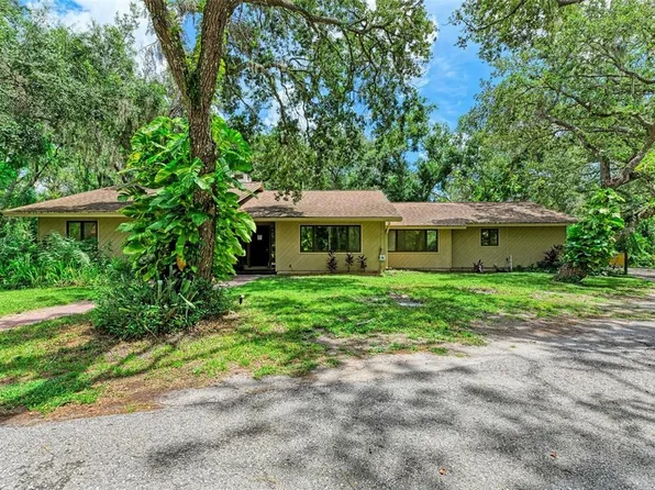 3639 Aberdeen Dr, Sarasota, FL 34240