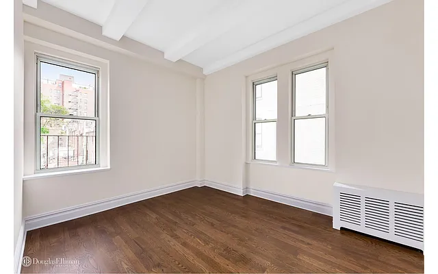 Rented by Douglas Elliman | media 19