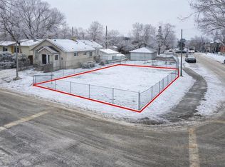 236 11th Ave NE, Calgary, AB T2E 0Y8