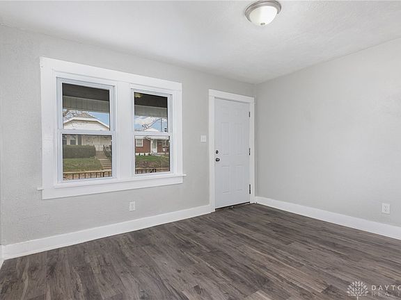 3rd image of 1746 Gondert Ave
