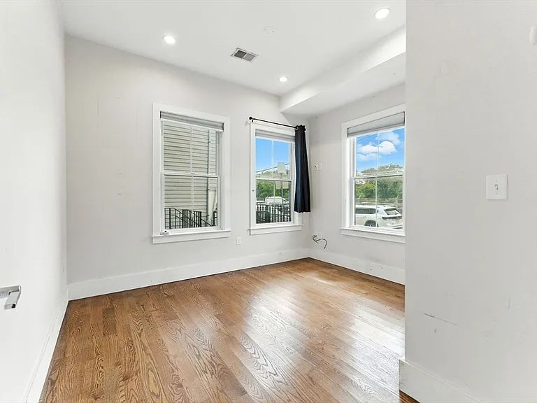 64 Gove St #1 — Photo 15