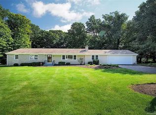 353 Drummond Rd, Orange, CT 06477