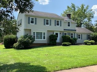 504 Golf Links Dr, Bridgewater, NJ 08807