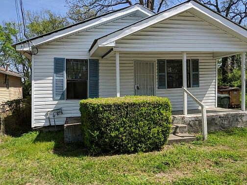 3rd image of 1707 Wilcox Blvd