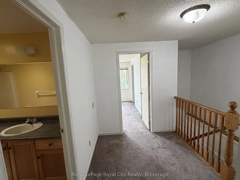 206 Rickson Ave — Photo 18