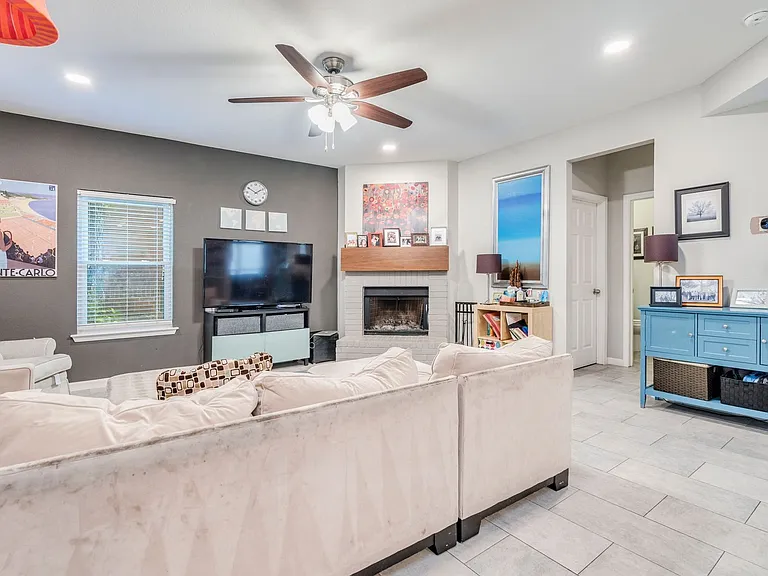 10803 Sans Souci Pl — Photo 9