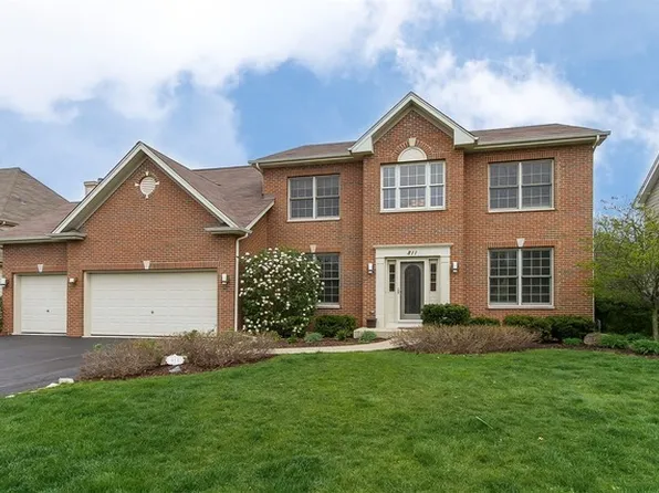 811 Farm Dr, West Chicago, IL 60185
