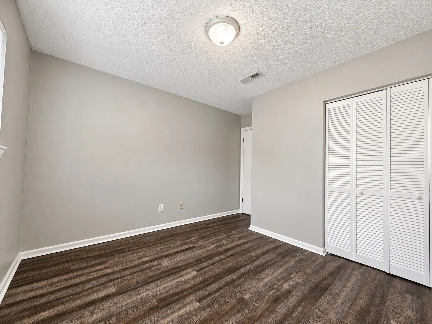 2 bed, 1.0 bath, 720 sqft, $1,095 — Photo 4