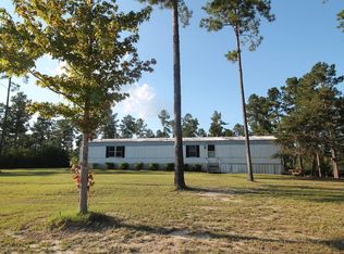 52 Jameson Ln, Leakesville, MS 39451