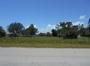 3879 14th St, Micco, FL 32976