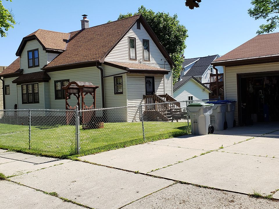 2nd image of 8775 W Adler St