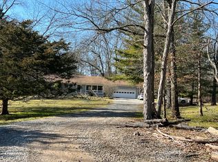 9 Matheson Rd, Whitehouse Station, NJ 08889