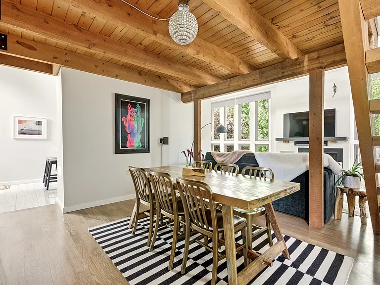 W 29th Ave — Photo 8