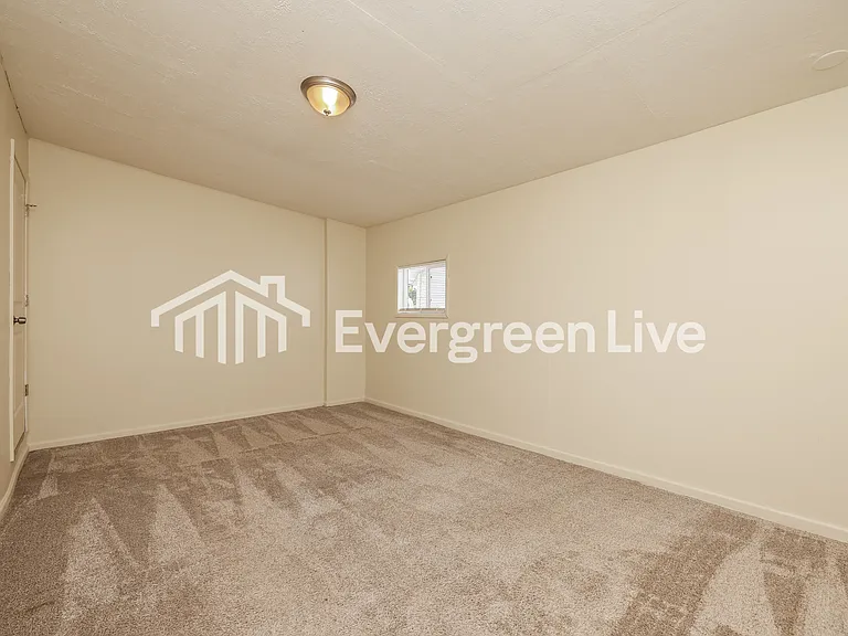 2961 Berkley St — Photo 11