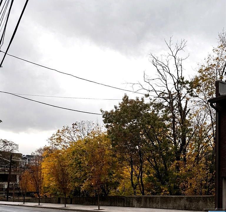 2nd image of 616 Gregory Ave