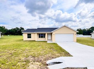 5 Maple Drive Way, Ocklawaha, FL 32179