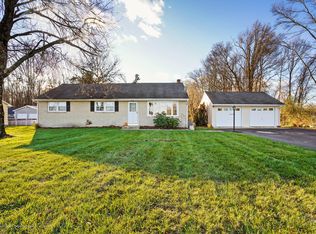 13 Applegate Ln, New Egypt, NJ 08533