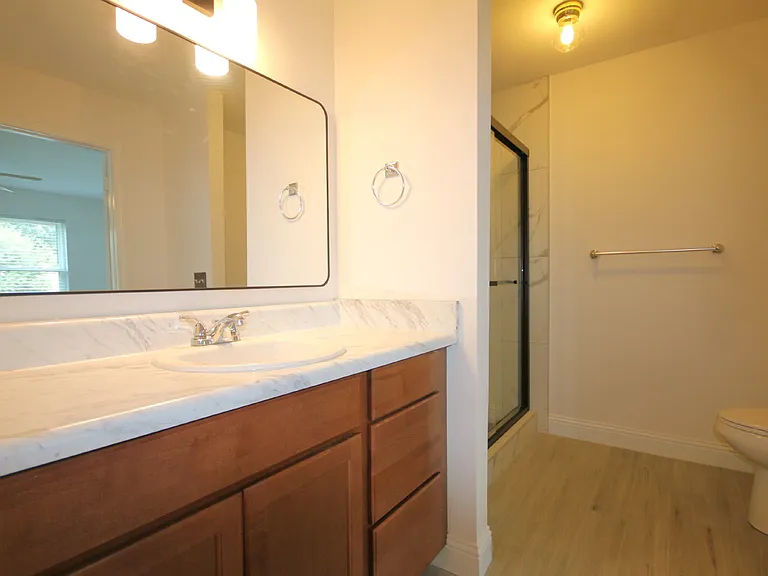4631 Northpointe Cir — Photo 12