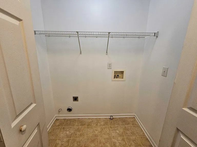 235 Circle Rd — Photo 30
