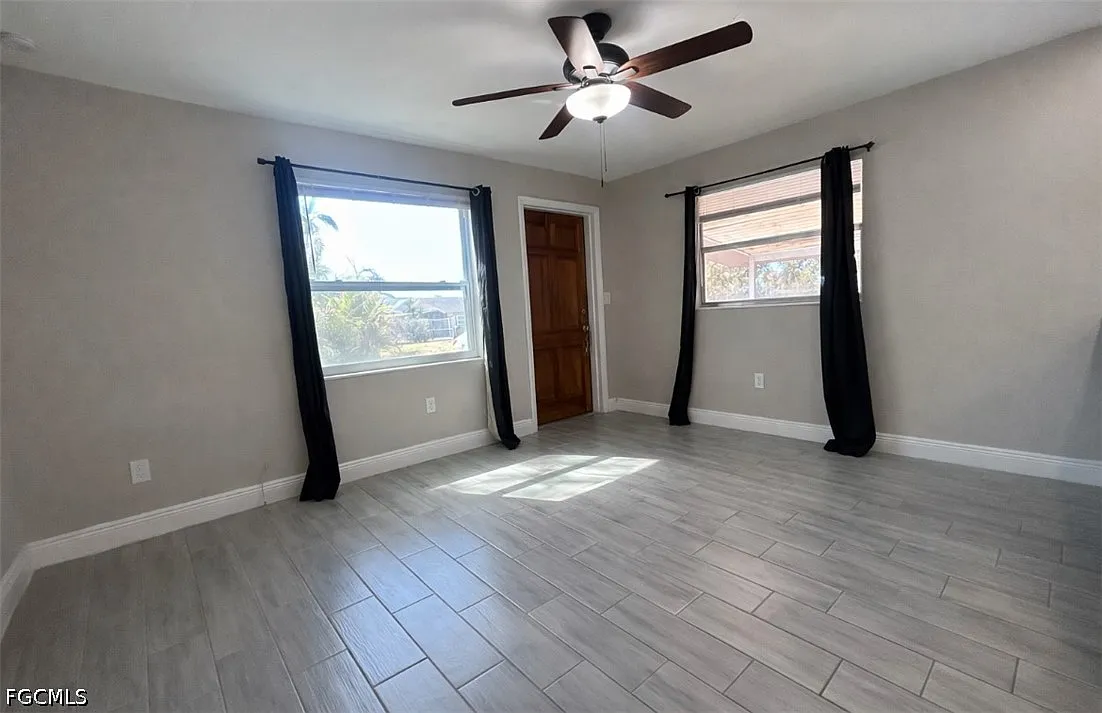 1 bed, 1.0 bath, 594 sqft, $1,245 — Photo 4