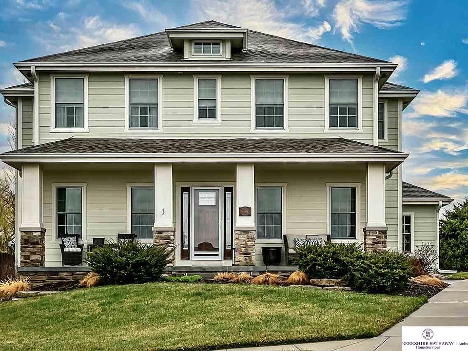 1st image of 3508 S 201st Avenue Cir