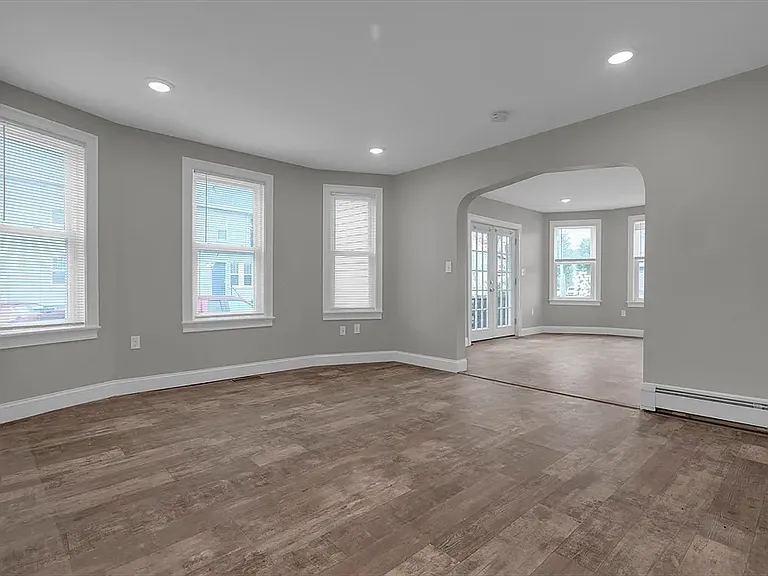 71 Cypress St #1 — Photo 2