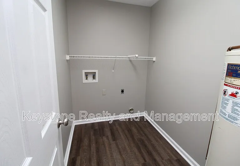 925 Lc Ave — Photo 4