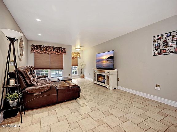 5th image of 1506 King George Lane #1598