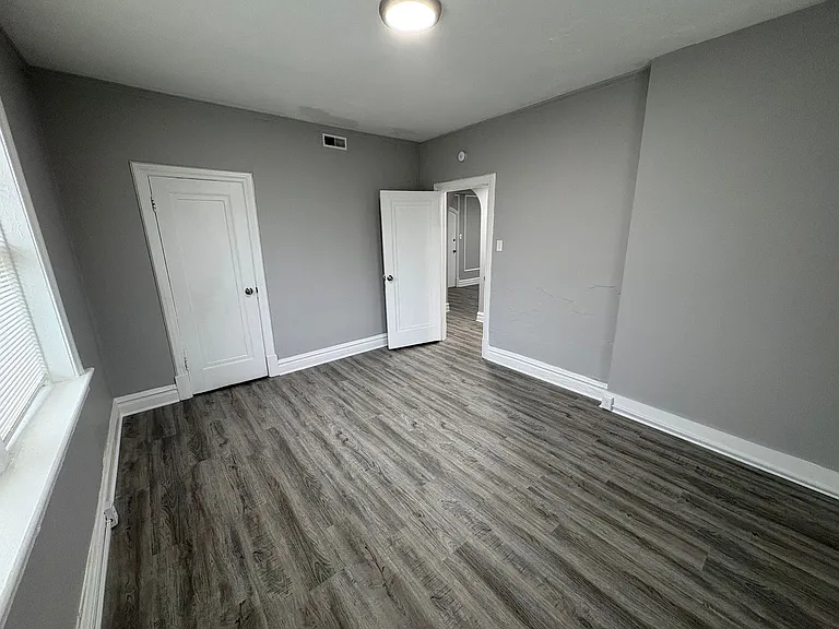 5345 Cabanne Ave — Photo 62