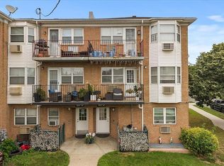 15021 95th St, Ozone Park, NY 11417