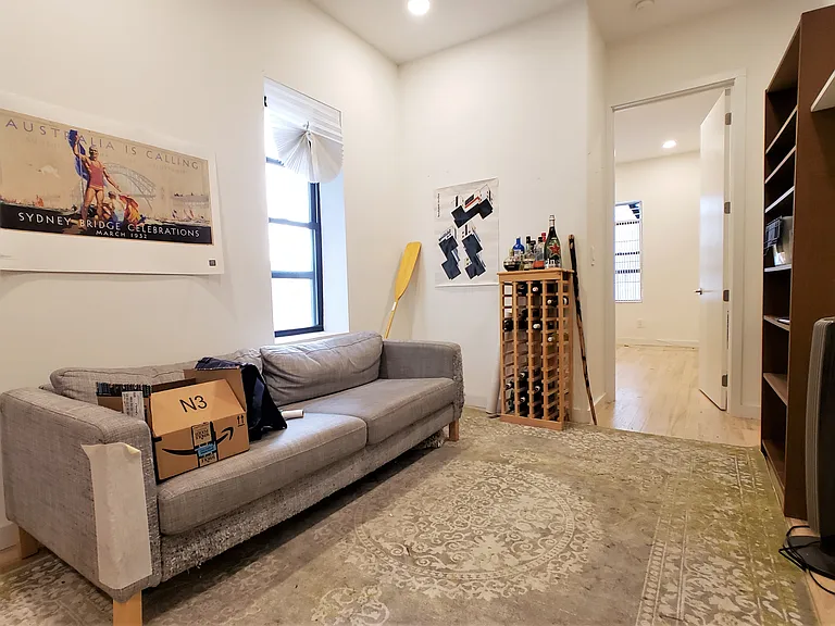 243 Troy Ave #2G — Photo 3
