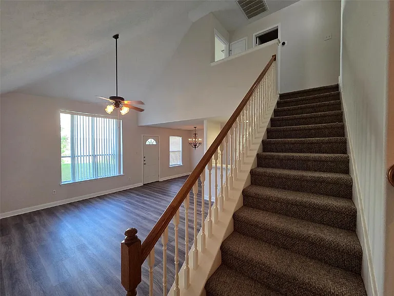 10903 Windfern Lakes St — Photo 7