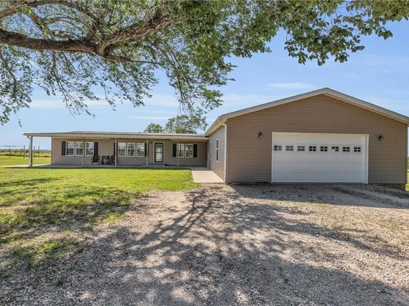 22392 NW Highway 31, Garnett, KS 66032